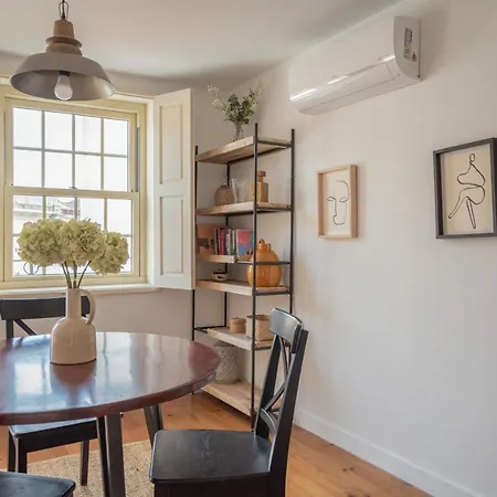Fancy Ribeira Apartment Porto